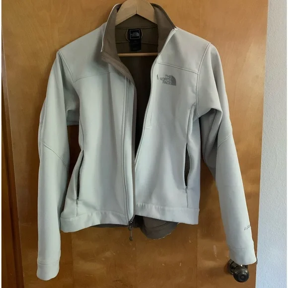 The North Face Jacket - Picture 5 of 14